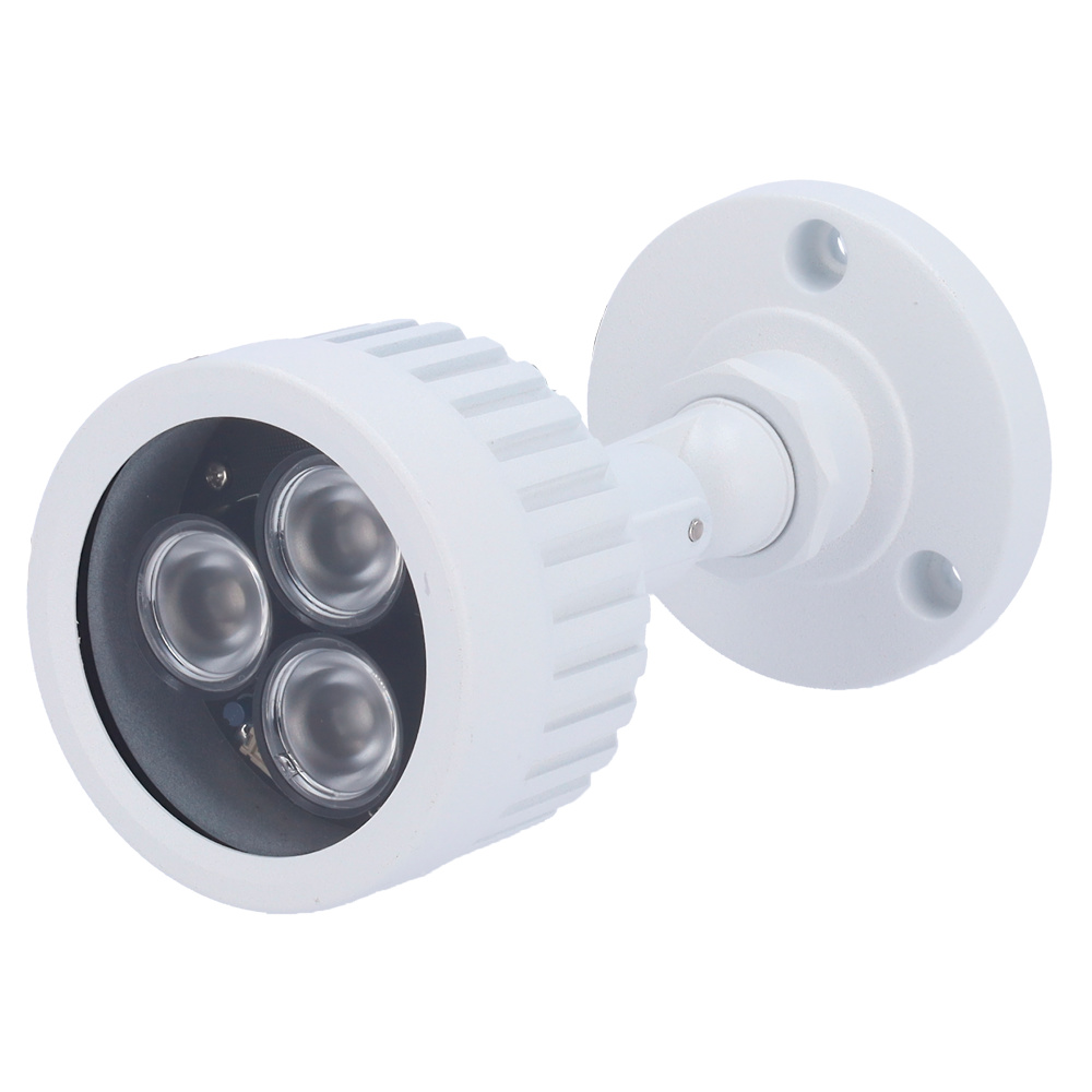 IR40 Foco Infrarrojo Foco infrarrojo IR-40 con 3 LEDs Ø10, alcance de 50 metros y 60° de apertura. Incorpora fotocélula automática y cuenta con protección IP65, ideal para exteriores e interiores. Alimentación 12V DC / 9W, diseño compacto y resistente.